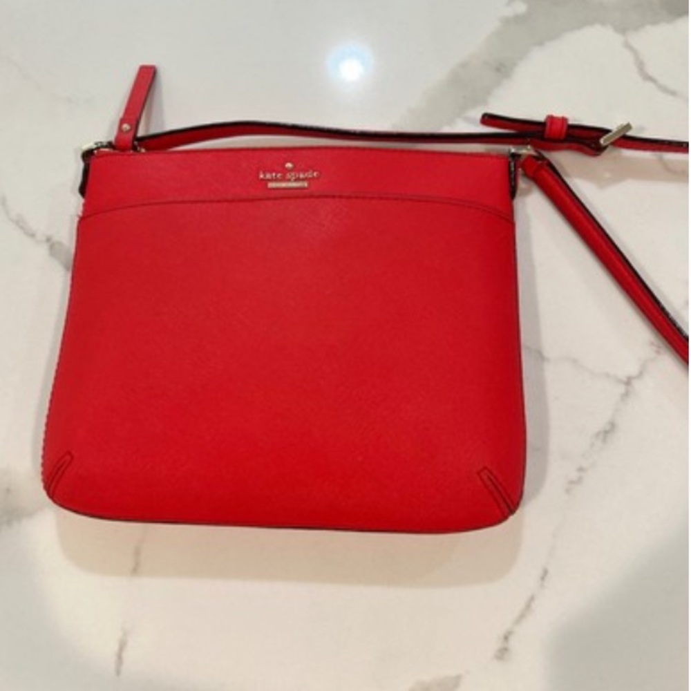 Kate Spade Cross Body bag